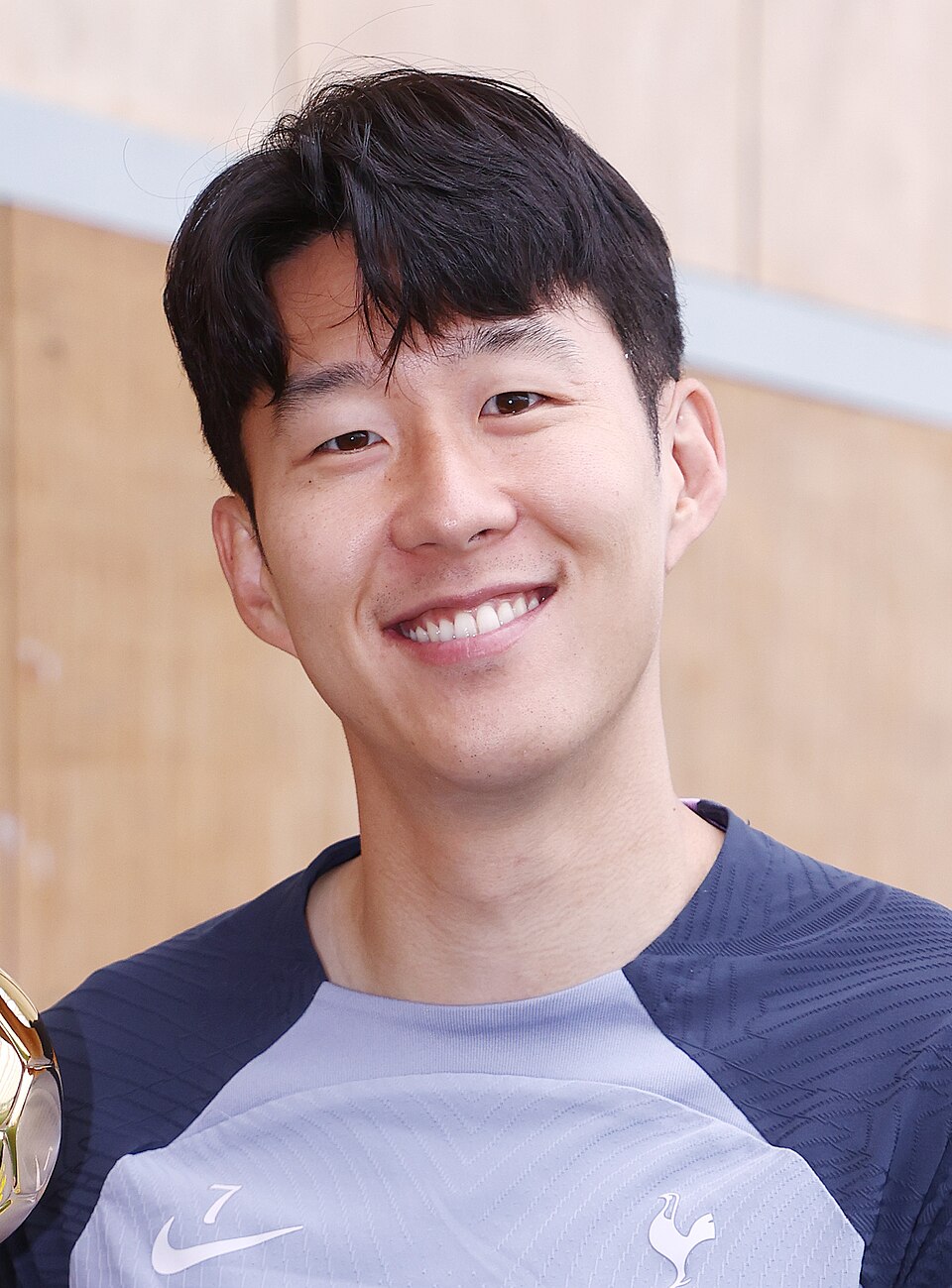 ky开云孙兴慜
