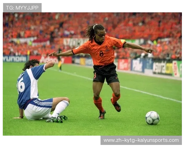 足球技术型中场球员在传控战术中的核心地位