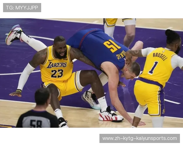 深度分析詹姆斯持球突破如何改变湖人对阵太阳战局